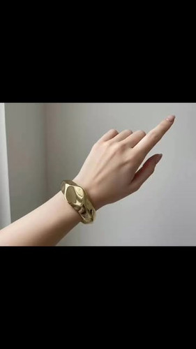 بنگل چند ضلعی ۲